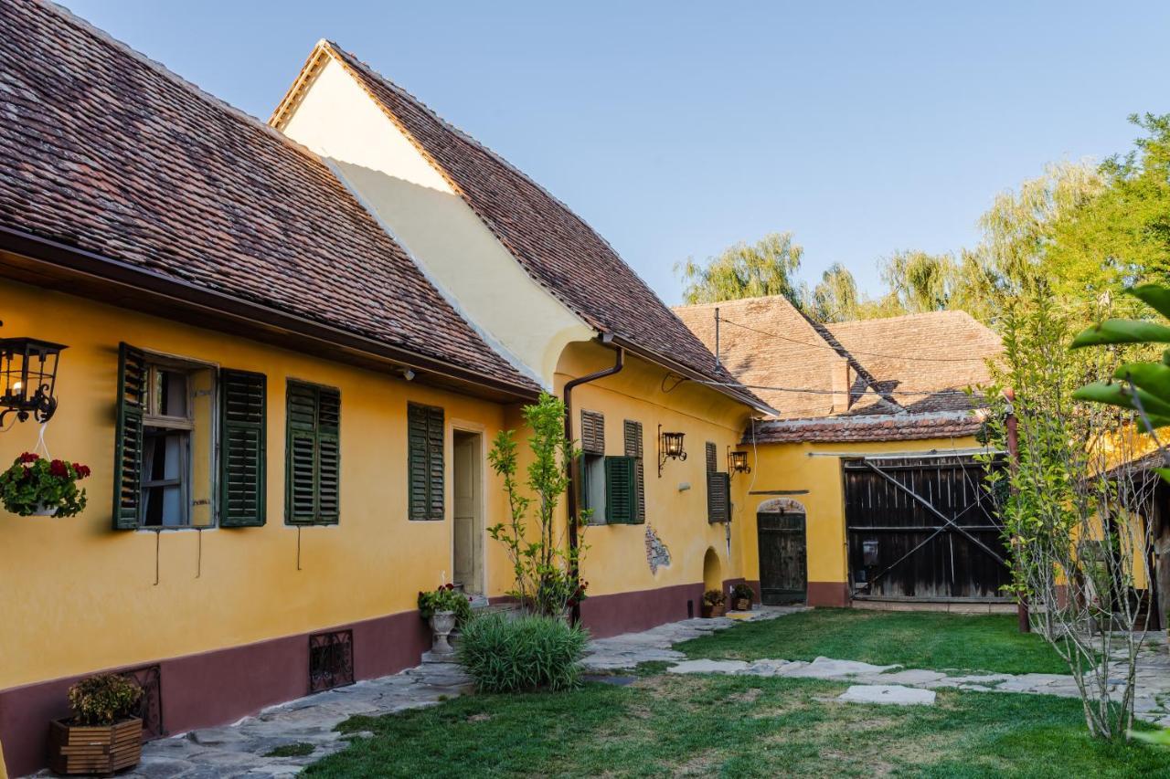 Sura Din Seleus - Seleus Barn - Idyllic Countryside M Museum House Hotel Sighisoara Exterior photo